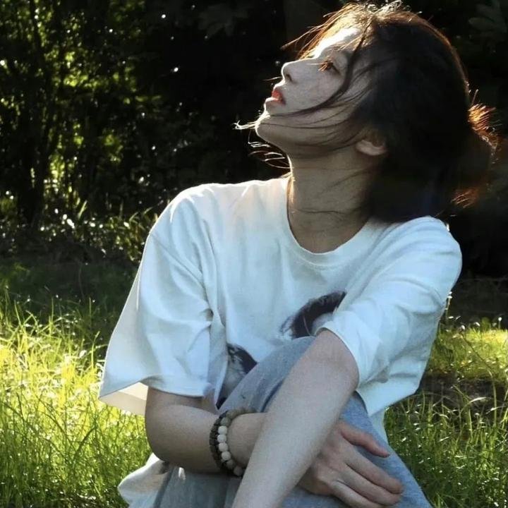 草裙春色